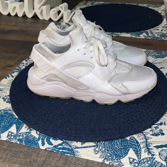 Nike Air Huarache - Picture 2 of 6